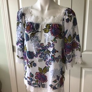 New Directions Boho Flower Top